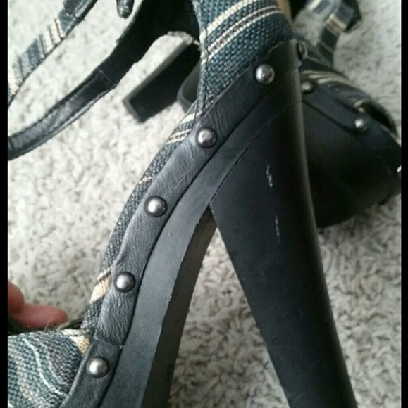 Limelight 6" T-Strap Heels | Size 8.5 - Picture 4 of 7